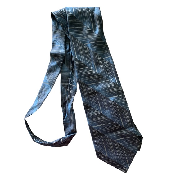 Matrix by Format tie - Picture 4 of 6